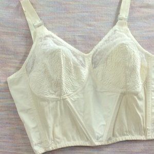 Vintage Show Case by Bestform, Off-white Long-line Bra, Size 36 D